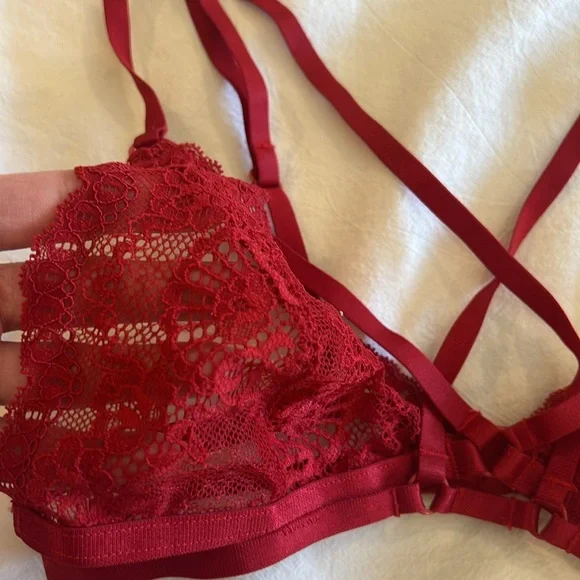 Red Bralette - Picture 2 of 3